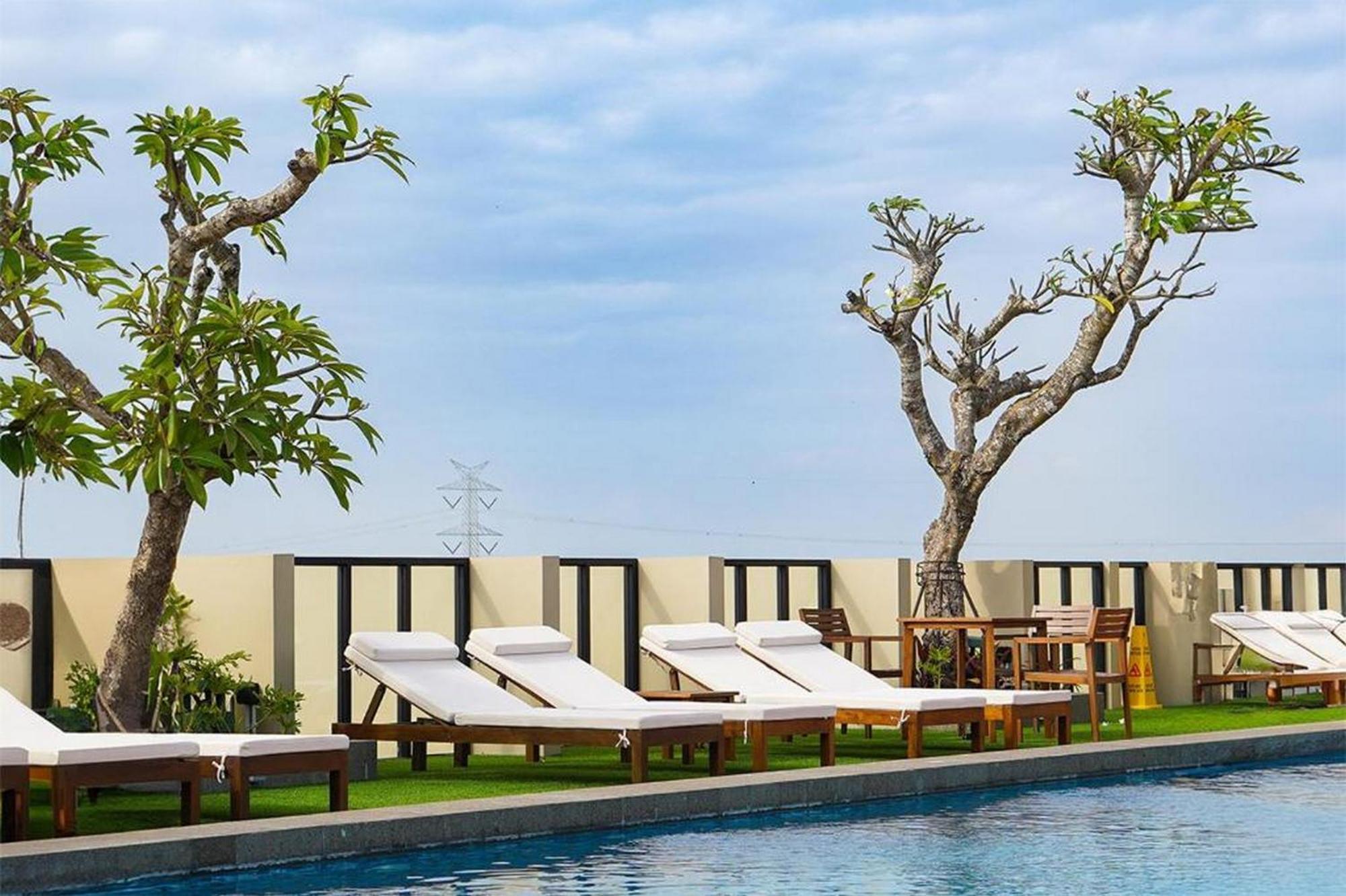 Swiss-Belhotel Airport Yogyakarta Ngoại thất bức ảnh