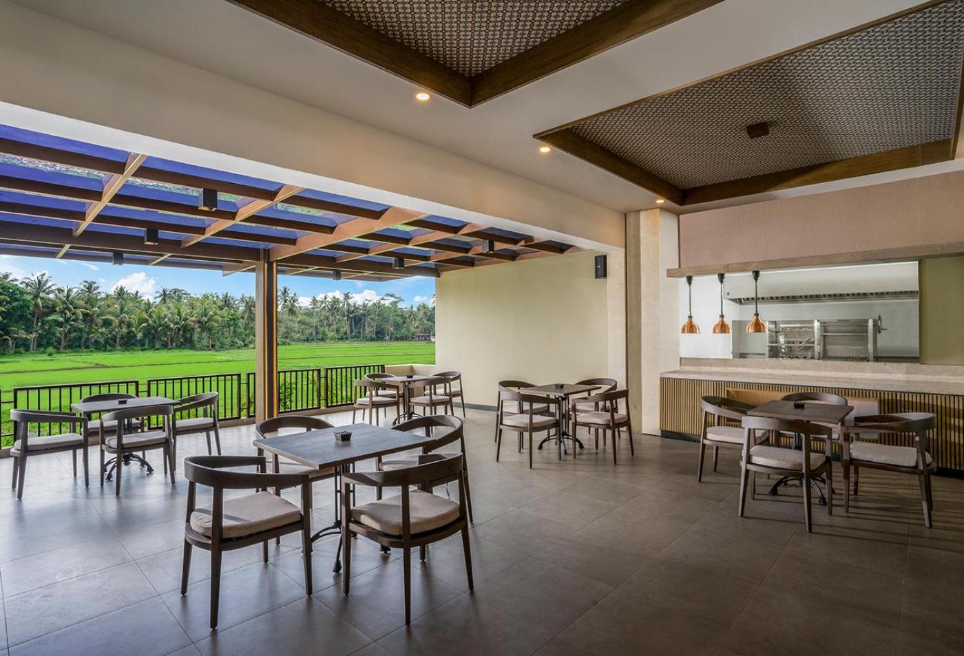 Swiss-Belhotel Airport Yogyakarta Ngoại thất bức ảnh