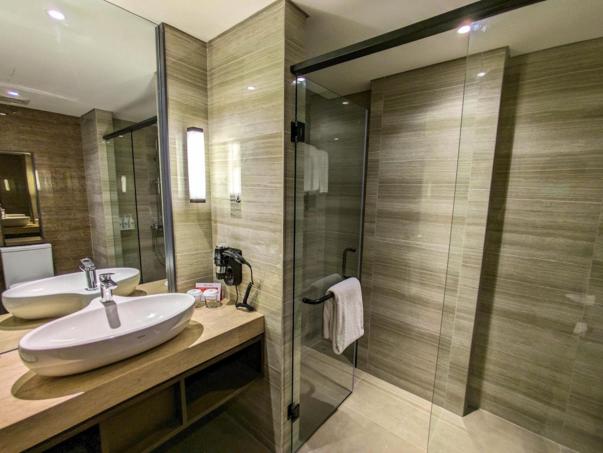 Swiss-Belhotel Airport Yogyakarta Ngoại thất bức ảnh