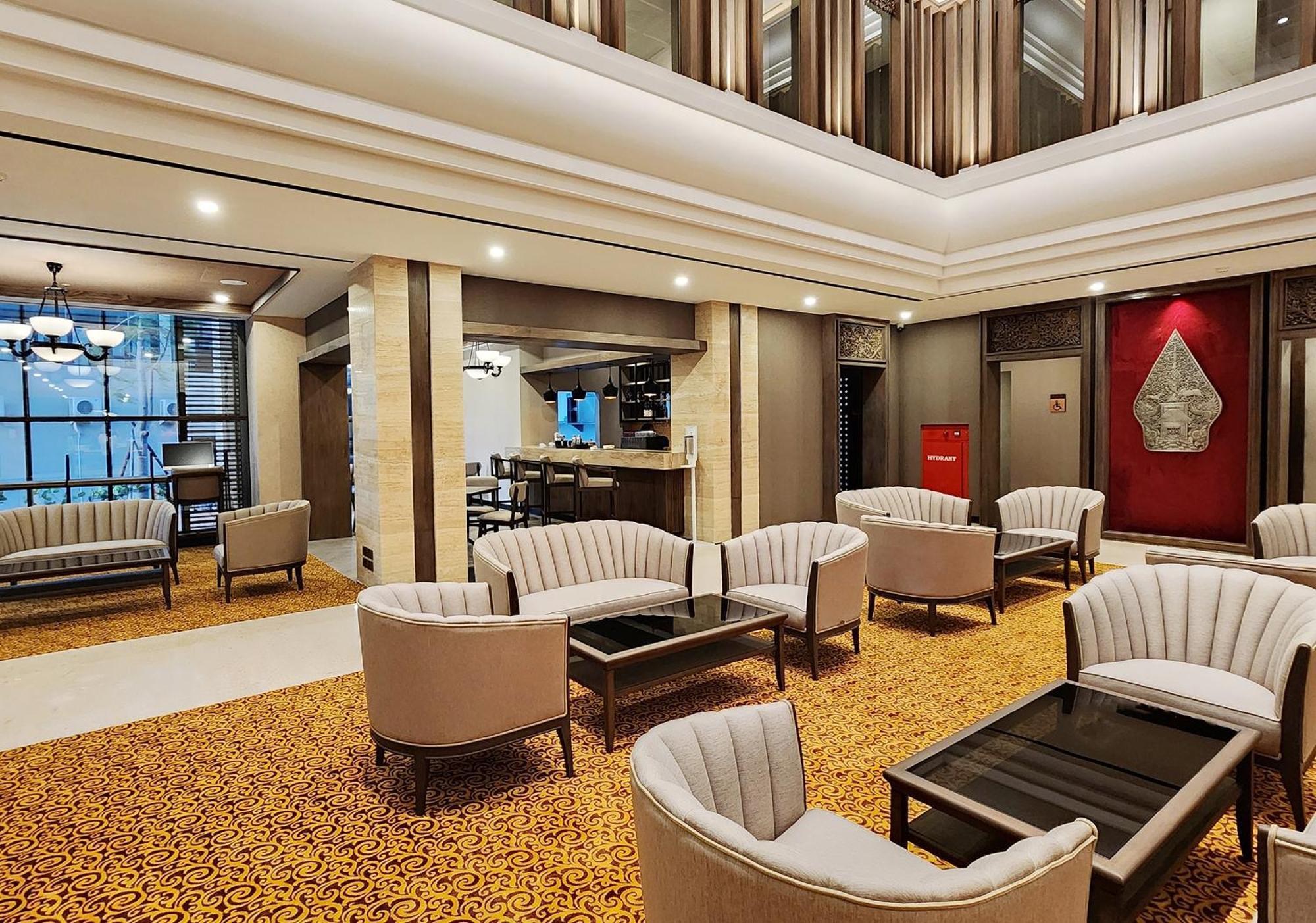 Swiss-Belhotel Airport Yogyakarta Ngoại thất bức ảnh